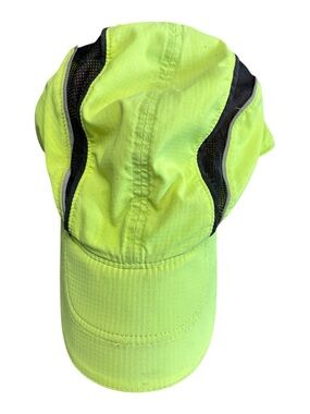 Men's Brooks running cap in neon green with reflective panels.